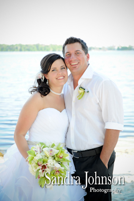 Best Paradise Cove at Buena Vista Watersports in Orlando, Florida wedding photographer - Sandra Johnson (SJFoto.com)